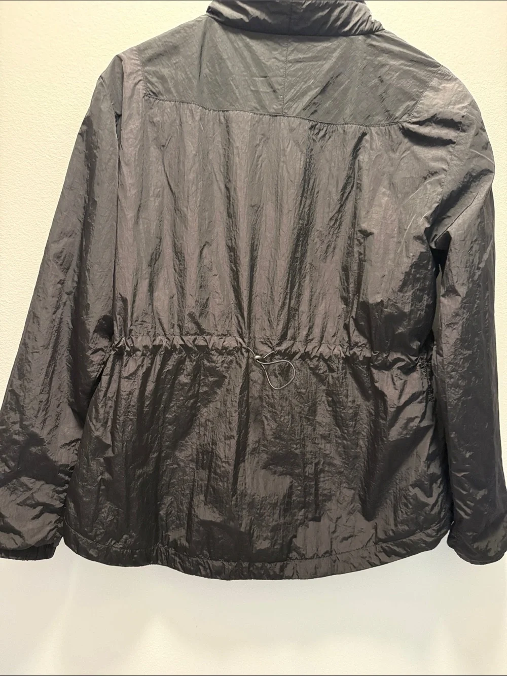 ALPHALETE Pullover with Front Zip Pocket - Picture 6 of 7